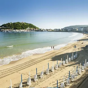 Miramar Luxurious Flat, 3 Double Rooms, Free Parking, Terrace, Completely New Saint-Sébastien